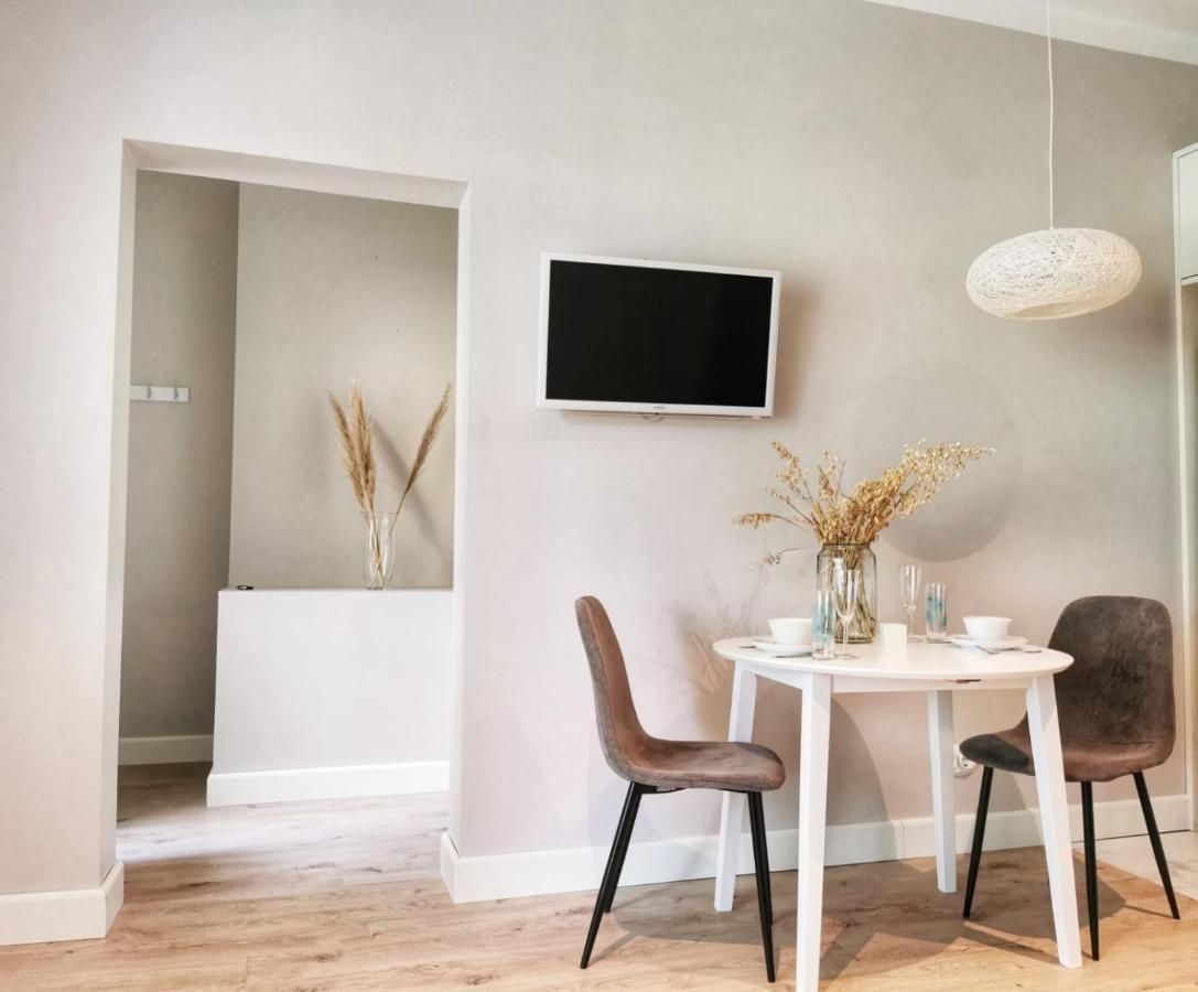 Tolstoi Scandinavian 1 Bedroom Apartment + Free Parking Tartu Exterior foto